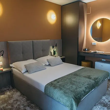 Grey 3* Drobeta Turnu Severin